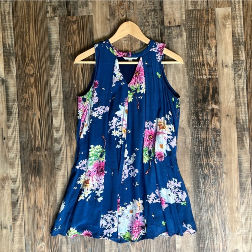 Davi & Dani Cotton Blue & Floral‎ Mini Swing Dress with V Neck Cut Out